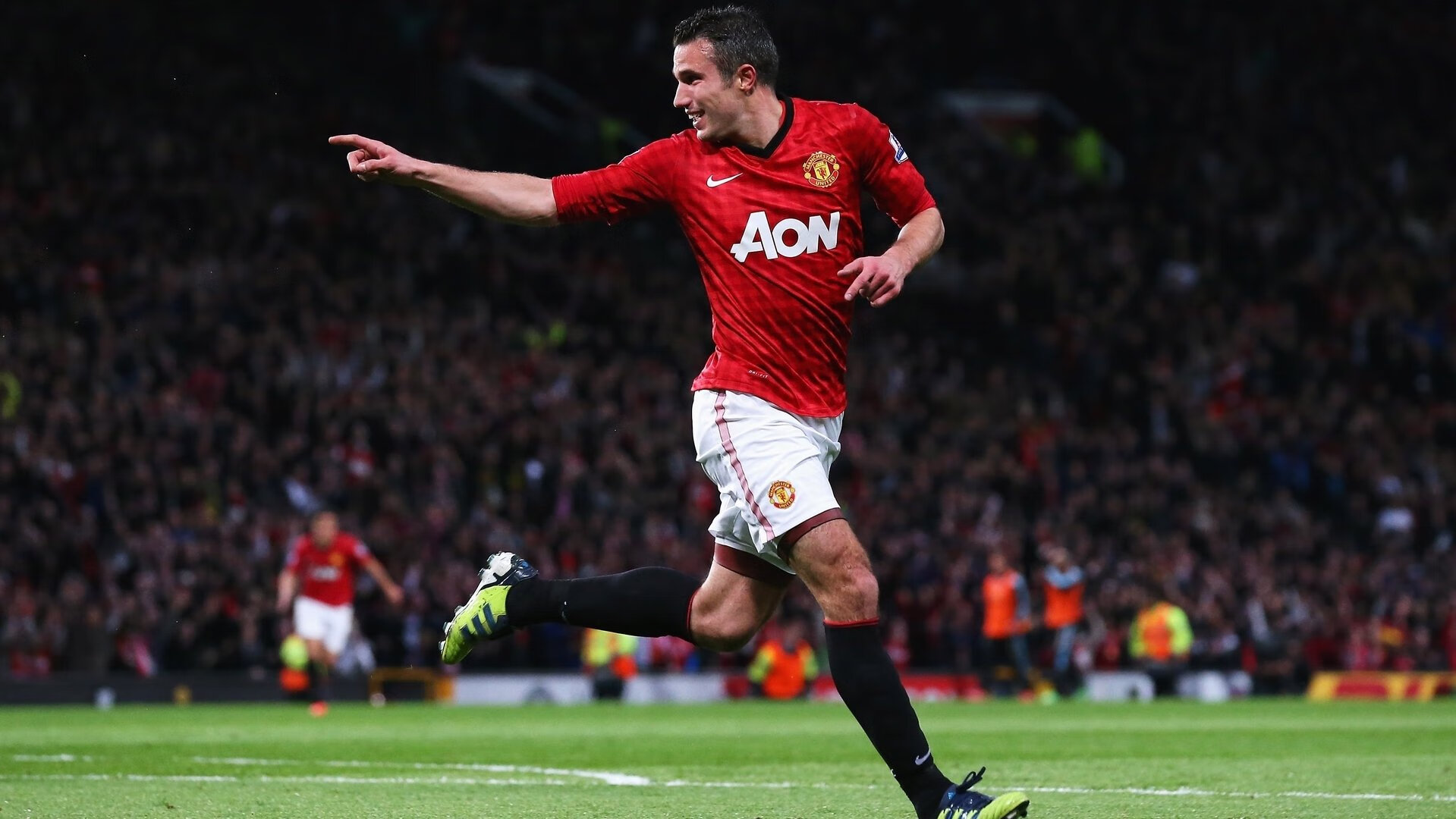 当纳达尔的穿越球越过网带，皇家马德里的冠军基因已在血脉中奔涌，当纳达尔的穿越越网而过，皇家马德里的冠军灵魂在血脉中奔涌